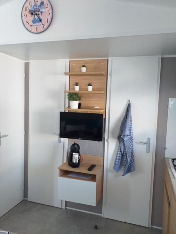 Mhvacances Louent Plusieurs Mobilhomes Dans Camping 4 Etoiles A 200M De La Plage Et Cure Thermale Canet-en-Roussillon Buitenkant foto